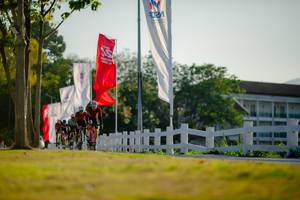 BIB: 
                            <button type="button" onclick="openModal(26180322)" class="btn btn-primary btn-sm float-right btn-popup" data-toggle="modal" data-target=".modal-high-quality">
                        <i class="fas fa-shopping-cart"></i> Add to Cart
                    </button>
                                            <button type="button" onclick="isThisMe(26180322, true)" class="btn btn-success btn-sm float-right btn-popup btn-isme hidden" data-toggle="tooltip" data-placement="bottom" title="นี่คือรูปของคุณใช่ไหม คลิกที่นี่เพื่อเอาเข้าอัลบั้ม">
                        <i class="fas fa-plus"></i> Add to album
                    </button>
                    <button type="button" onclick="isThisMe(26180322, false)" class="btn btn-warning btn-sm float-right btn-popup btn-isnotme hidden">
                        <i class="fas fa-ban"></i> Remove from album
                    </button>